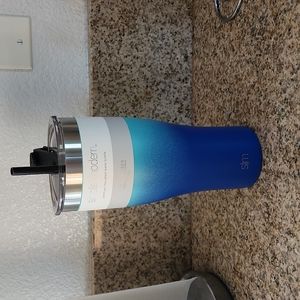 NWT 32 oz slim cruiser